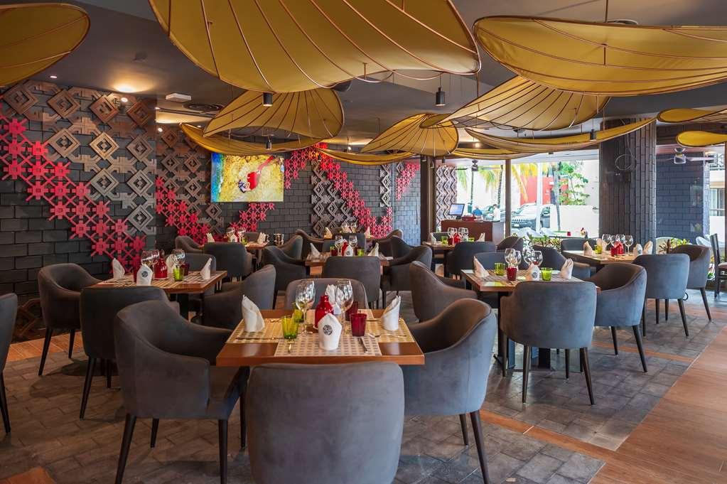 The Reef 28 Hotel Плая дел Кармен Ресторант снимка