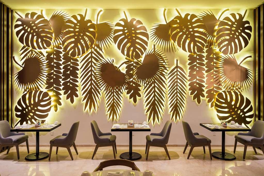 The Reef 28 Hotel Плая дел Кармен Ресторант снимка